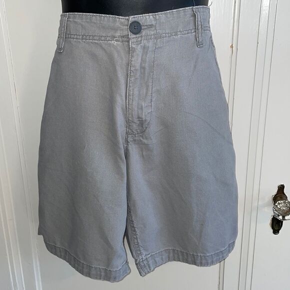 Aeropostale gray flat front cotton shorts - Picture 1 of 9